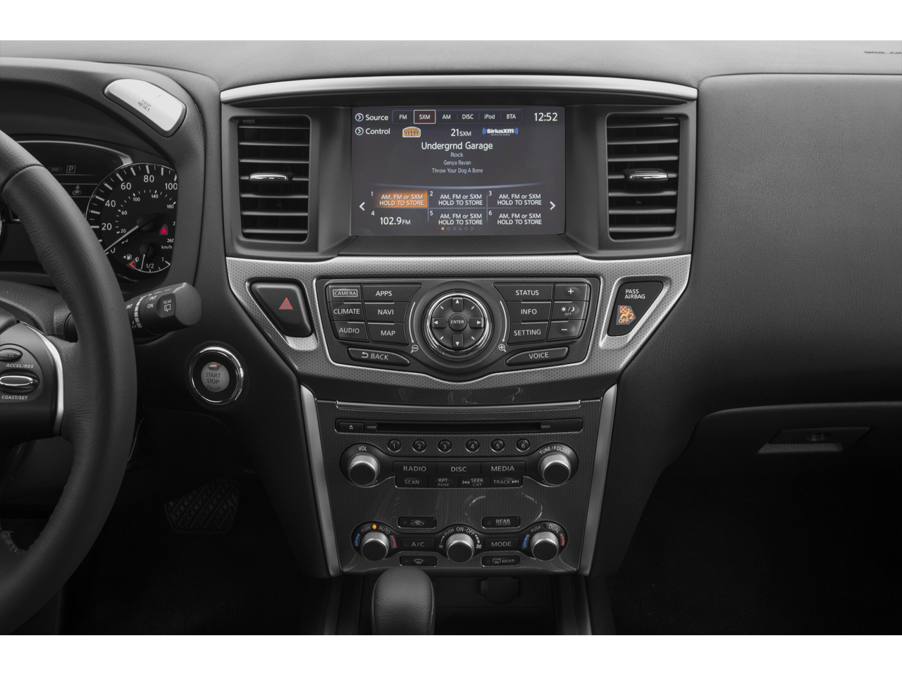 2020 Nissan Pathfinder SL 2WD