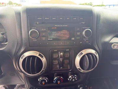 2017 Jeep Wrangler Unlimited Sahara 4WD