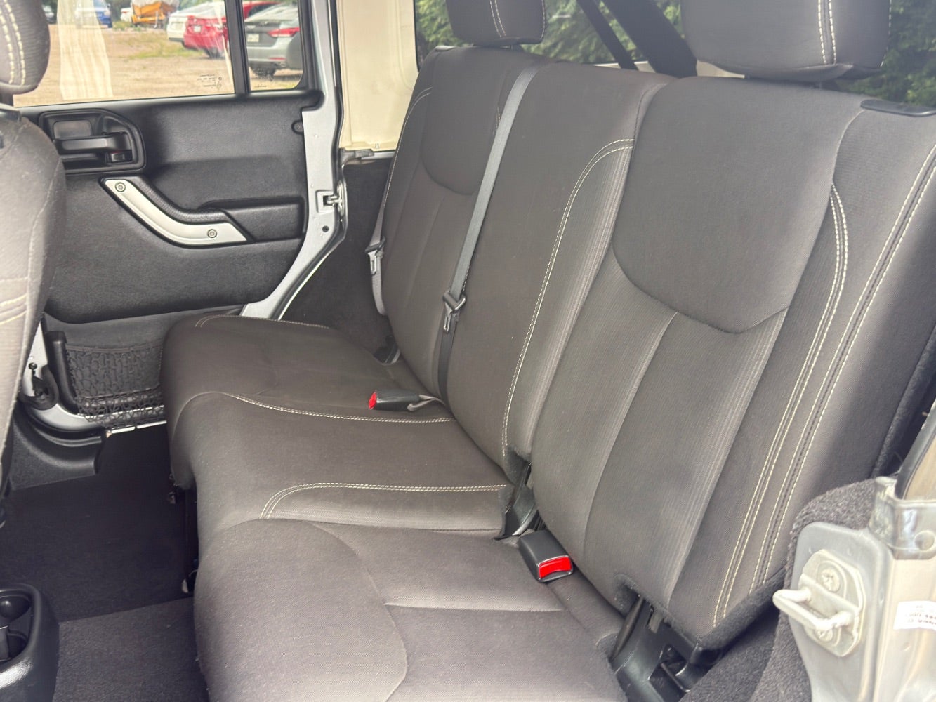 2017 Jeep Wrangler Unlimited Sahara 4WD