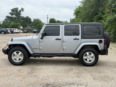2017 Jeep Wrangler Unlimited Sahara 4WD