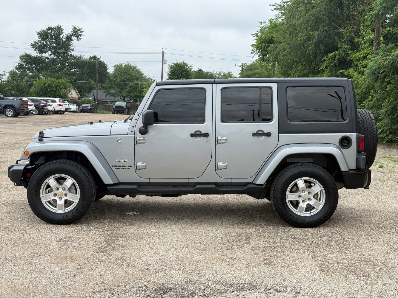 2017 Jeep Wrangler Unlimited Sahara 4WD