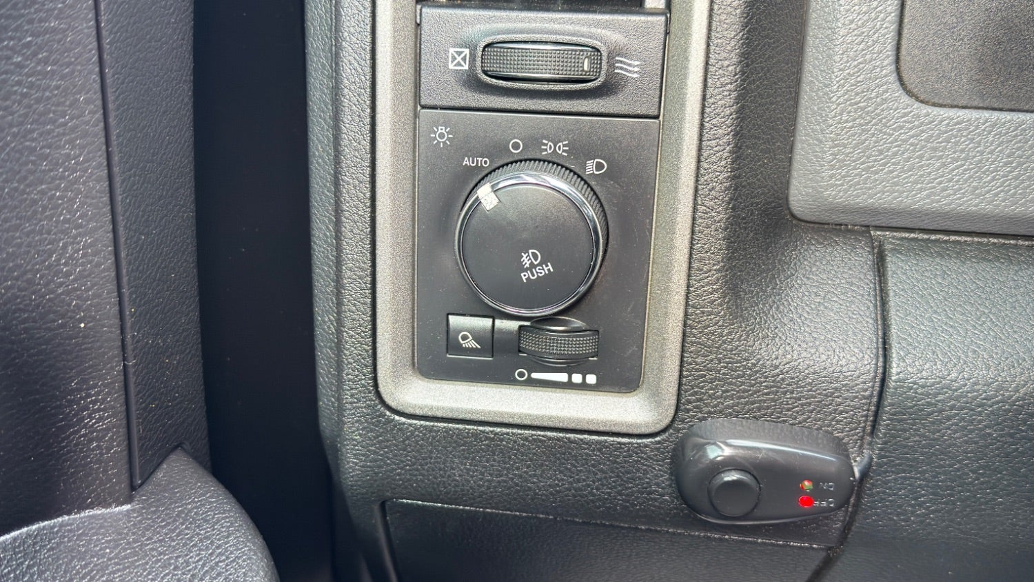 2015 RAM 1500 Tradesman Quad Cab 2WD