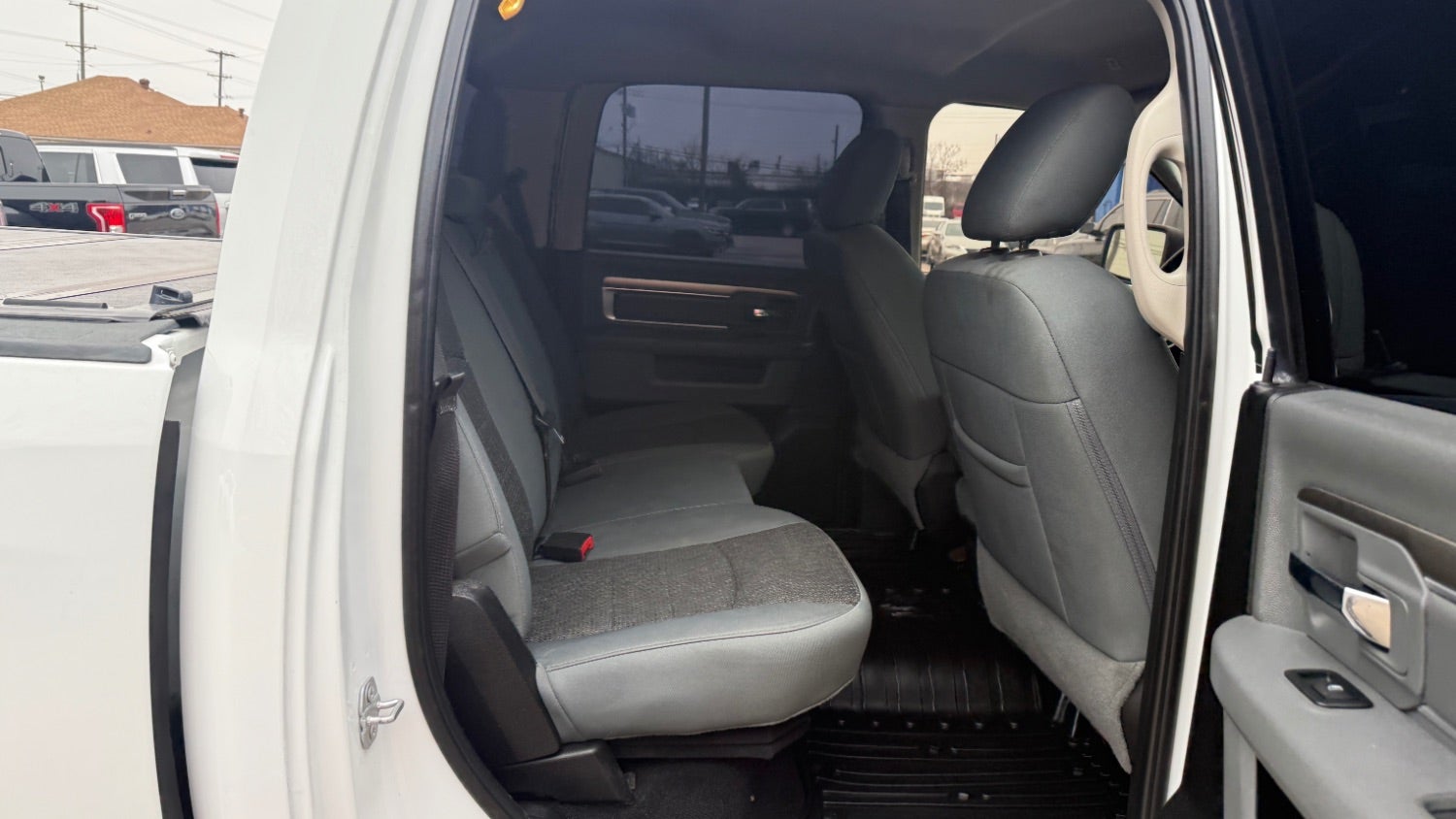 2018 RAM 1500 SLT Crew Cab SWB 2WD