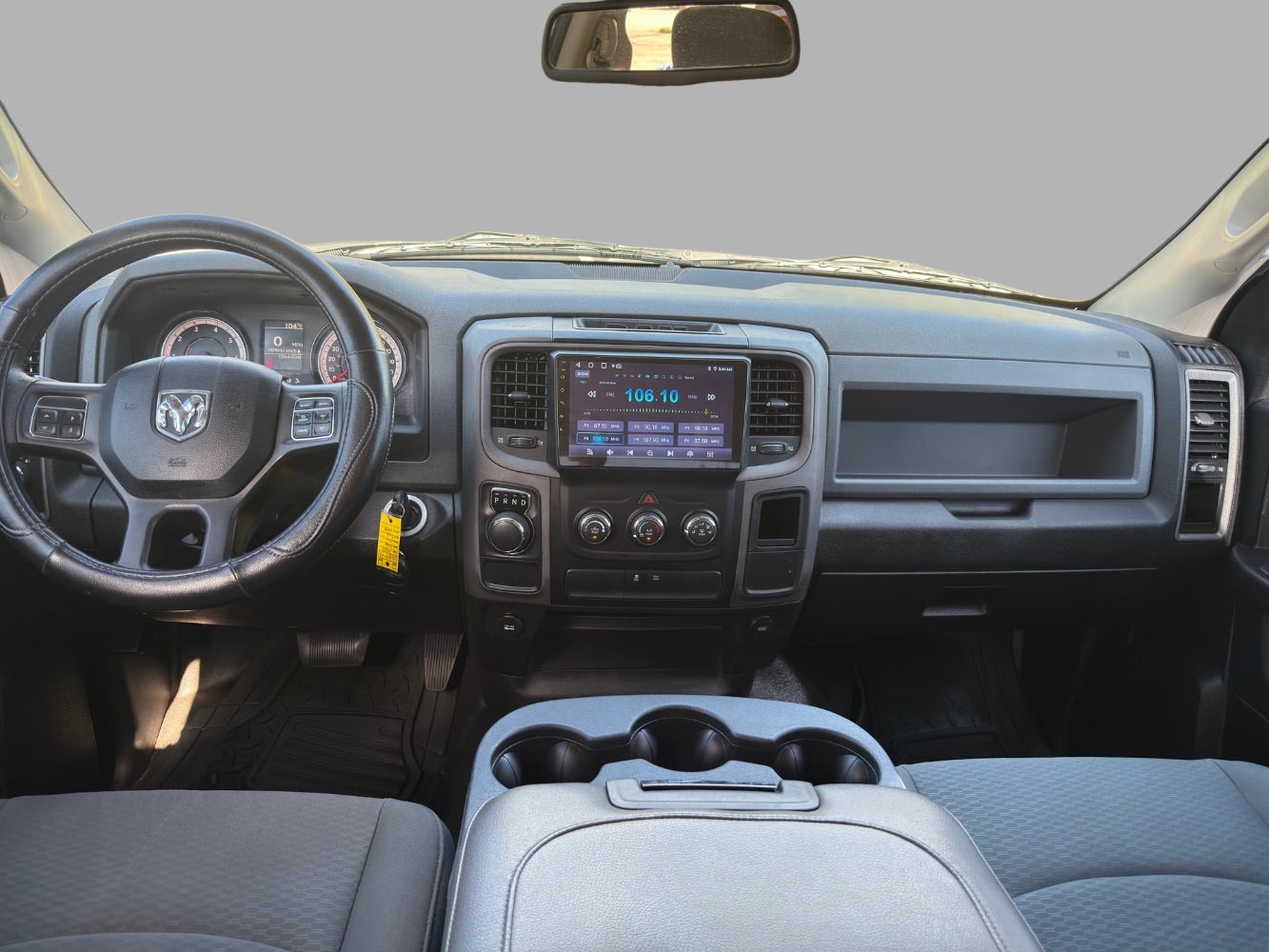2020 RAM 1500 Classic Tradesman Crew Cab 4x2 6'4 Box