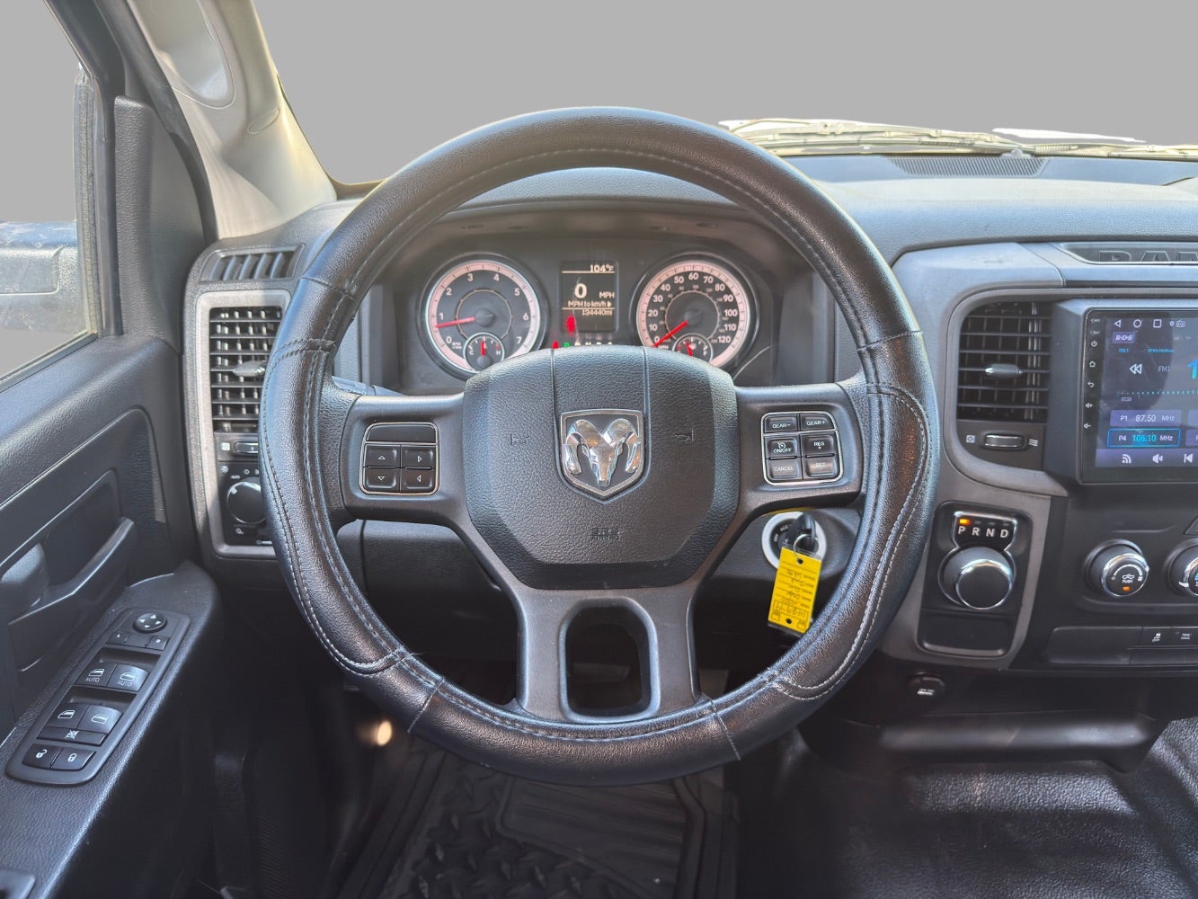 2020 RAM 1500 Classic Tradesman Crew Cab 4x2 6'4 Box