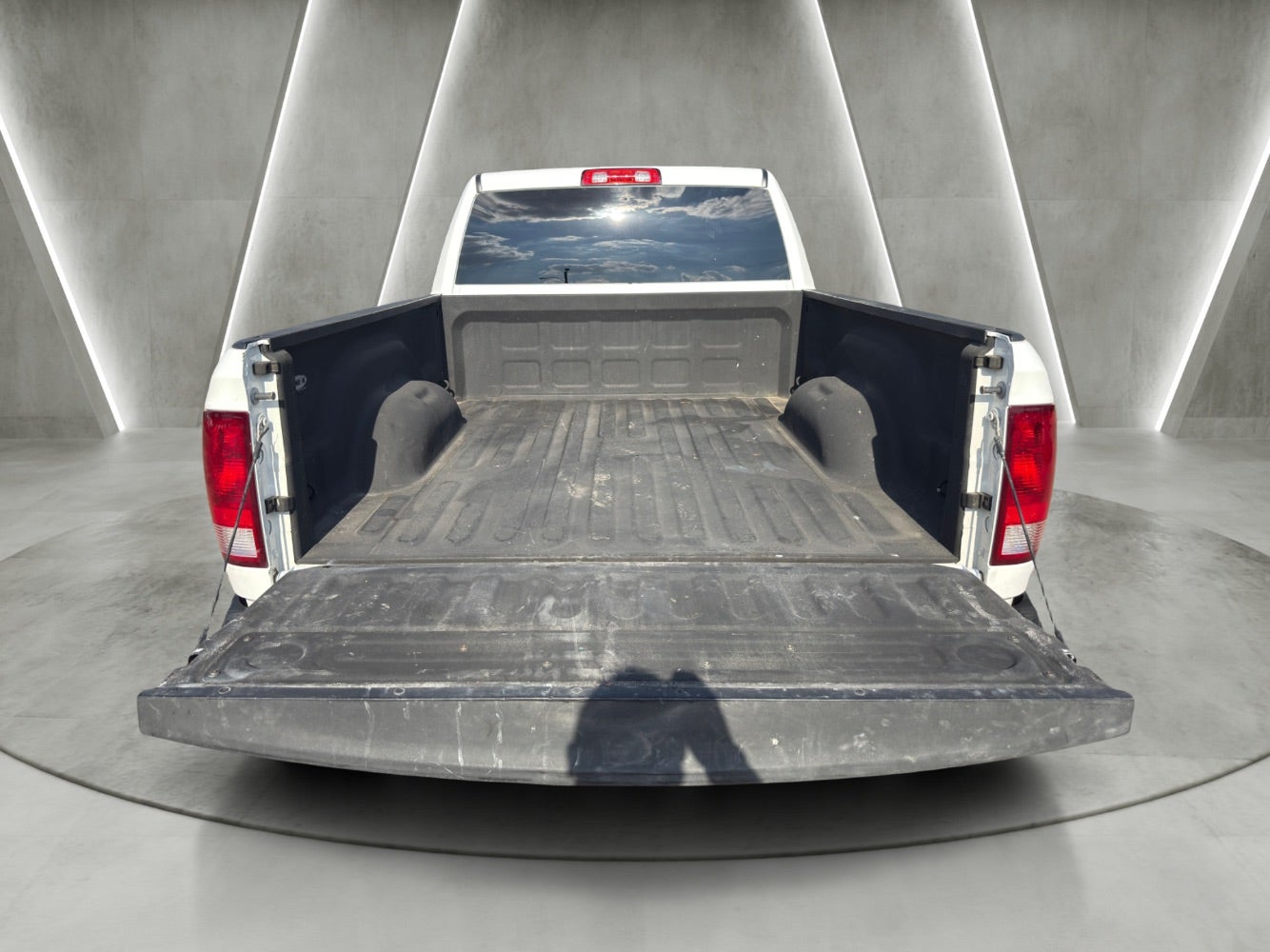 2020 RAM 1500 Classic Tradesman Crew Cab 4x2 6'4 Box