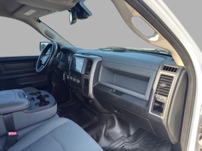 2020 RAM 1500 Classic Tradesman Crew Cab 4x2 6'4 Box