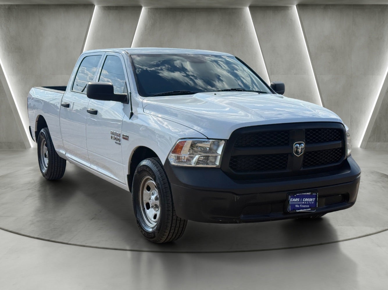 2020 RAM 1500 Classic Tradesman Crew Cab 4x2 6'4 Box