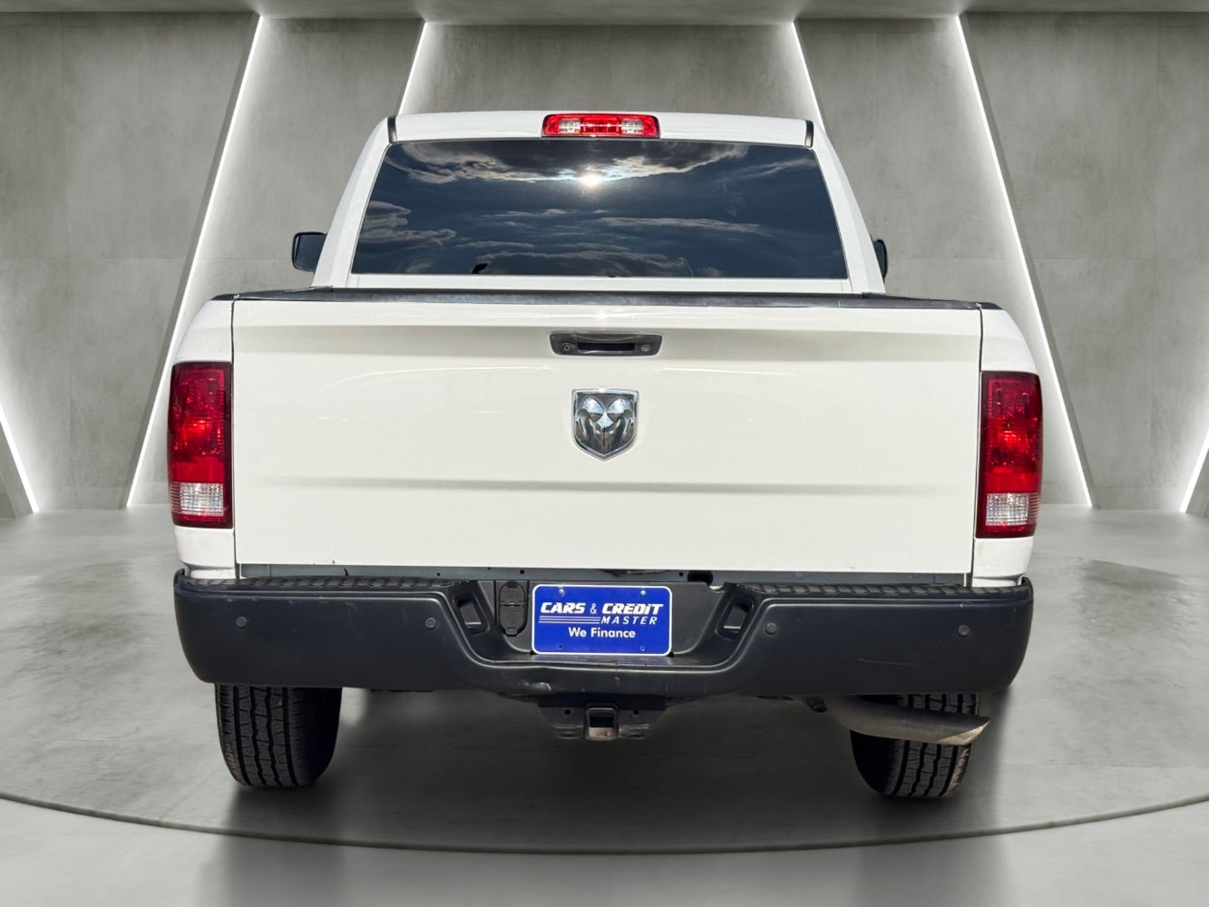 2020 RAM 1500 Classic Tradesman Crew Cab 4x2 6'4 Box
