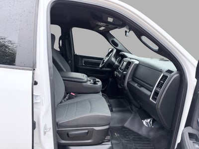 2022 RAM 1500 Classic Warlock Crew Cab 4x4 5'7 Box