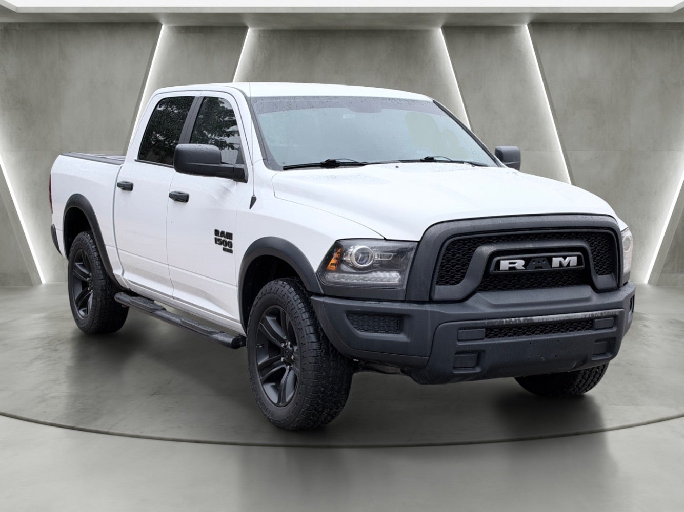 2022 RAM 1500 Classic Warlock Crew Cab 4x4 5'7 Box