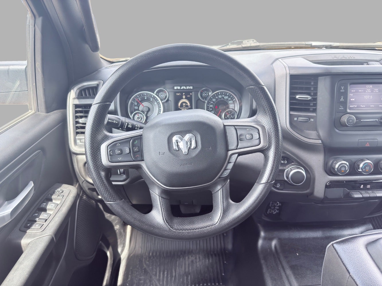2023 RAM 1500 Tradesman Crew Cab 4x2 5'7 Box