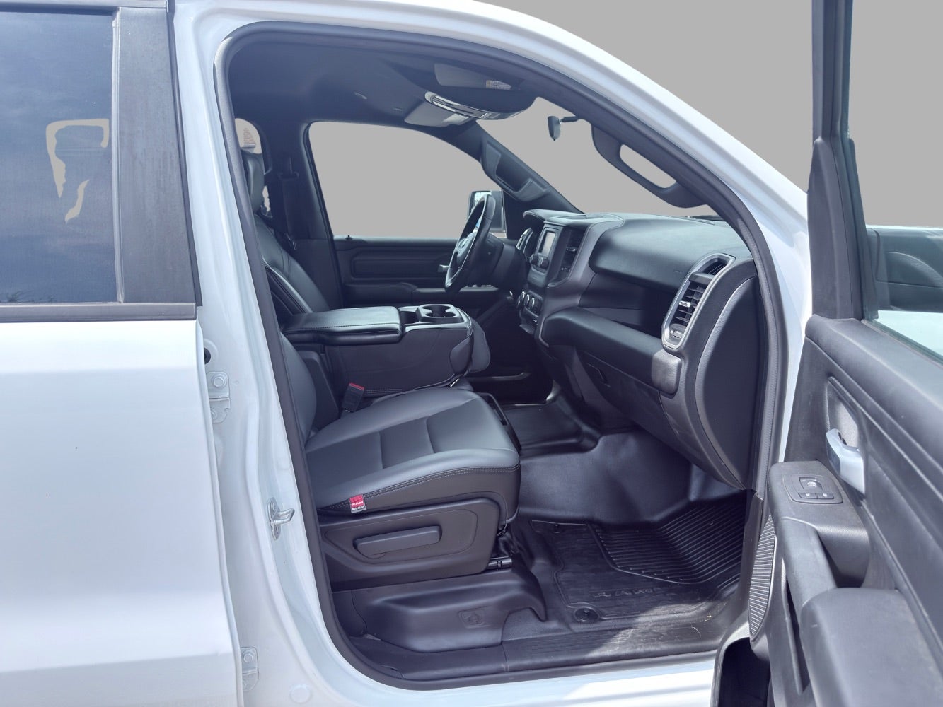 2023 RAM 1500 Tradesman Crew Cab 4x2 5'7 Box