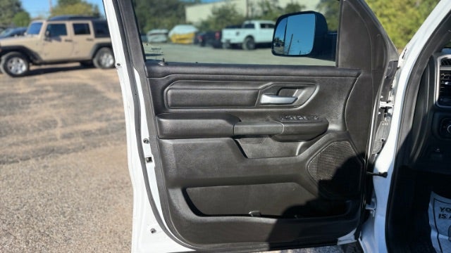 2024 RAM 1500 Tradesman Crew Cab 4x4 5'7 Box