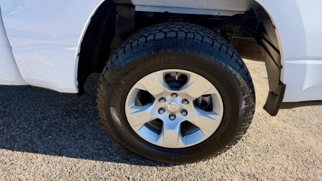 2024 RAM 1500 Tradesman Crew Cab 4x4 5'7 Box