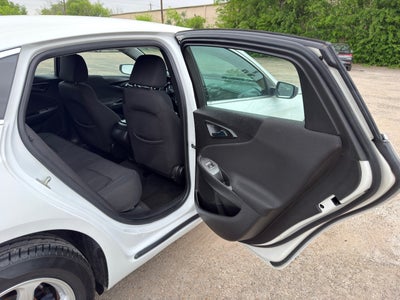 2018 Chevrolet Malibu LS