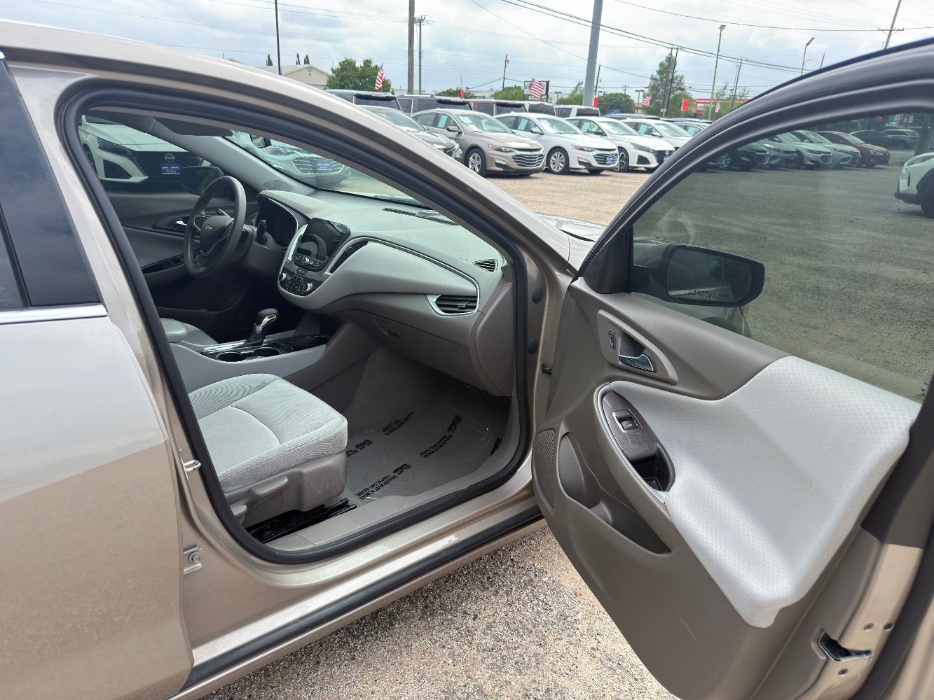 2022 Chevrolet Malibu LT