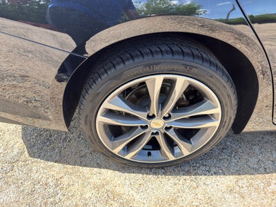 2022 Chevrolet Malibu FWD LT