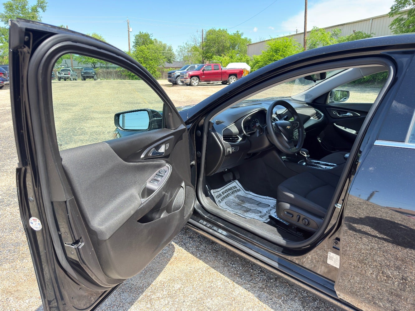 2022 Chevrolet Malibu FWD LT