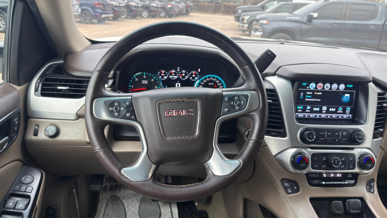 2017 GMC Yukon SLT 2WD