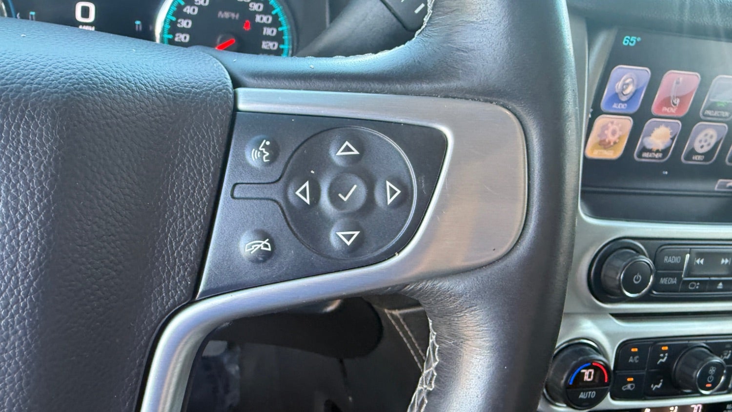 2017 GMC Yukon XL SLT