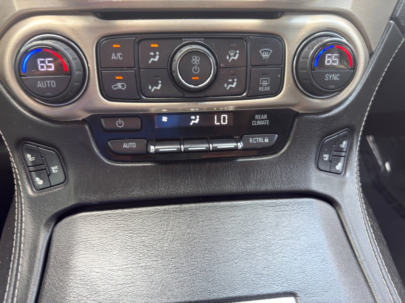 2015 GMC Yukon Denali 4WD