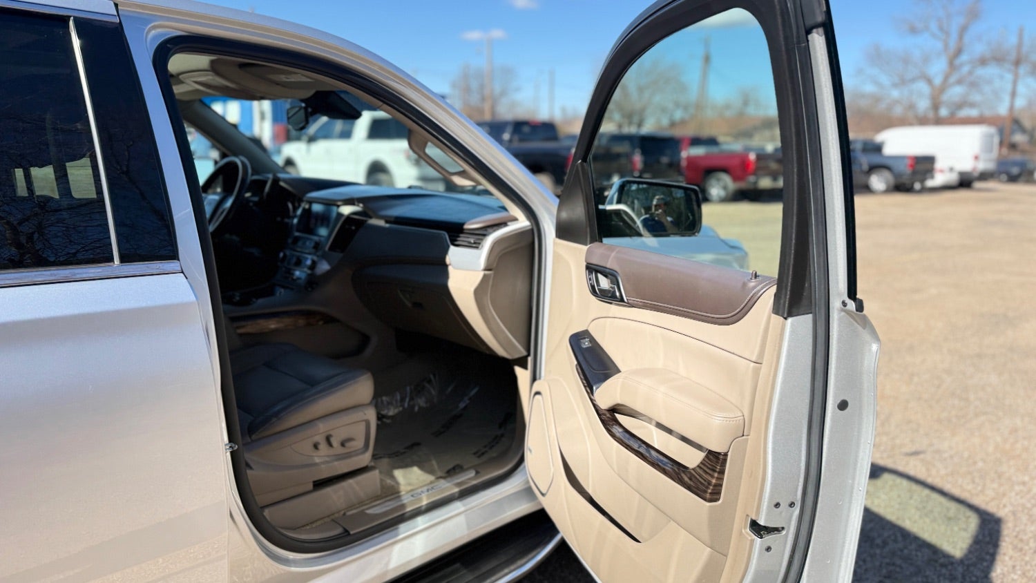 2017 GMC Yukon XL SLT