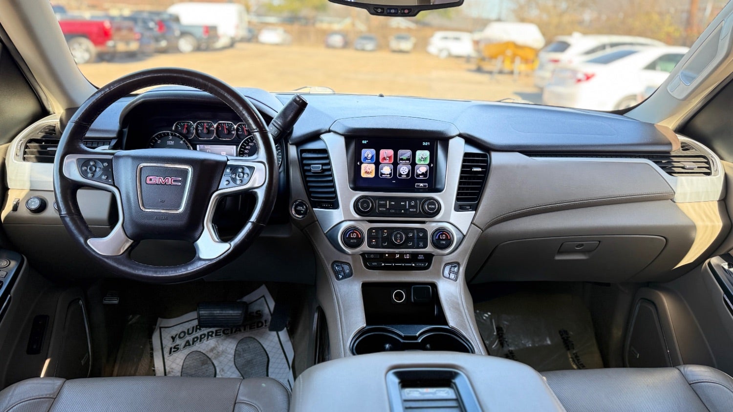 2017 GMC Yukon XL SLT