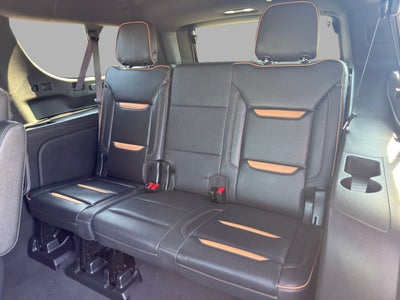 2023 GMC Yukon XL 4WD AT4