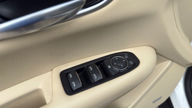 2019 Cadillac XT5 Standard