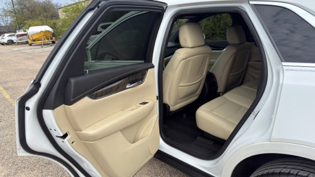 2019 Cadillac XT5 Standard