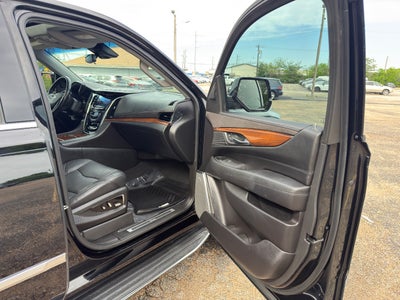 2018 Cadillac Escalade Luxury