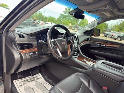 2018 Cadillac Escalade Luxury