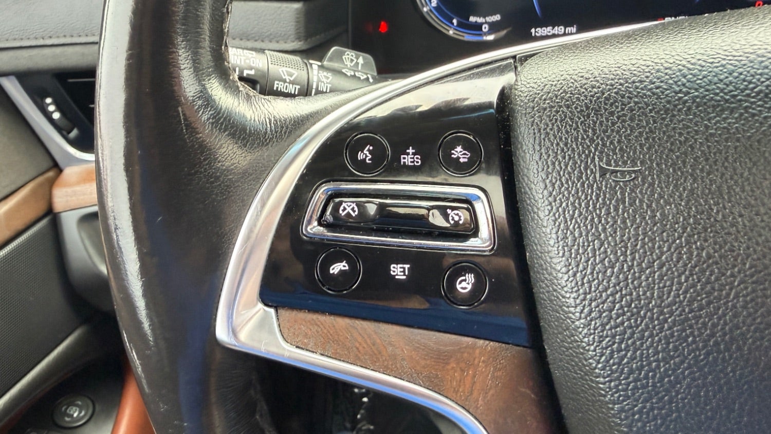 2018 Cadillac Escalade ESV Luxury