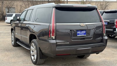 2018 Cadillac Escalade ESV Luxury