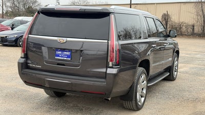 2018 Cadillac Escalade ESV Luxury