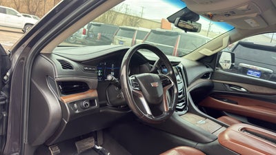 2018 Cadillac Escalade ESV Luxury