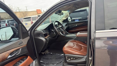 2018 Cadillac Escalade ESV Luxury