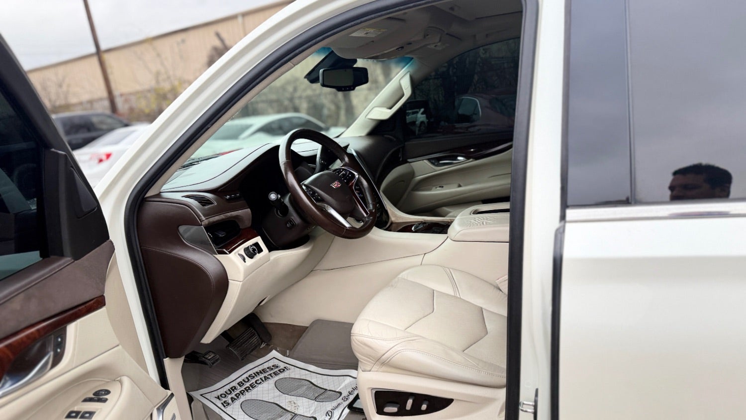 2015 Cadillac Escalade Luxury