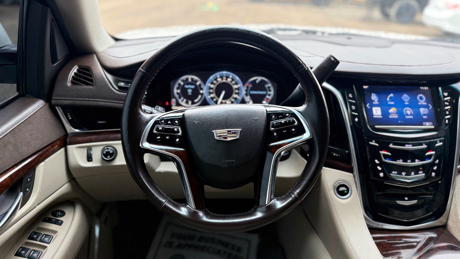 2015 Cadillac Escalade Luxury