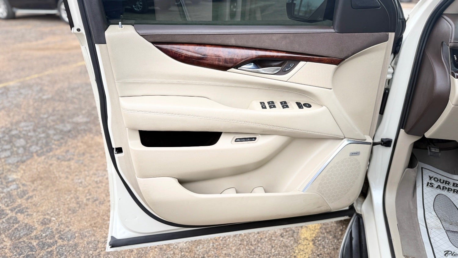 2015 Cadillac Escalade Luxury