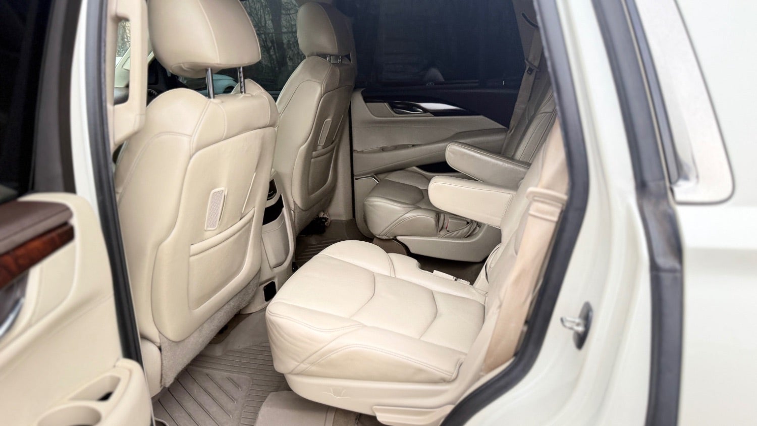 2015 Cadillac Escalade Luxury