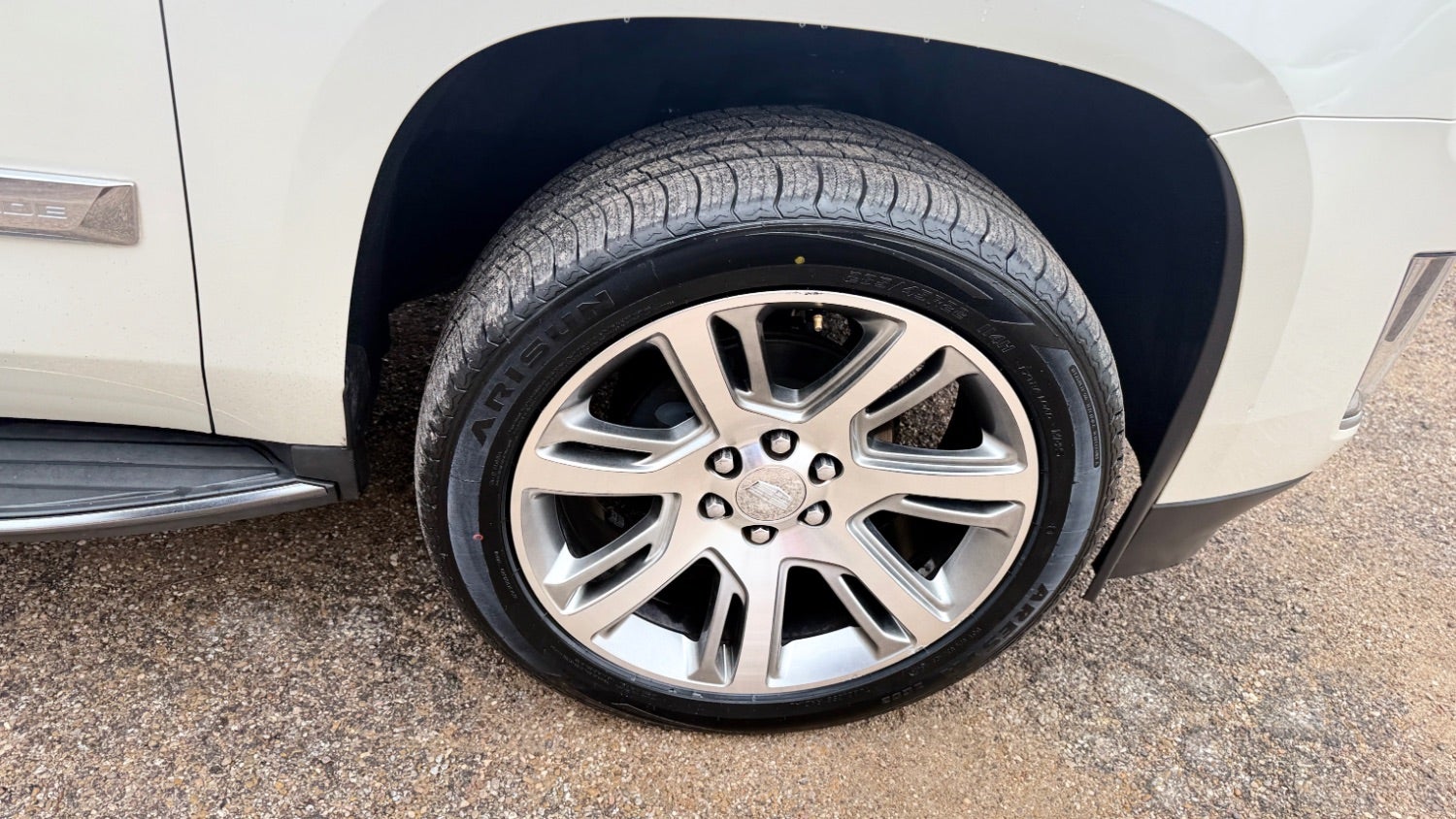 2015 Cadillac Escalade Luxury