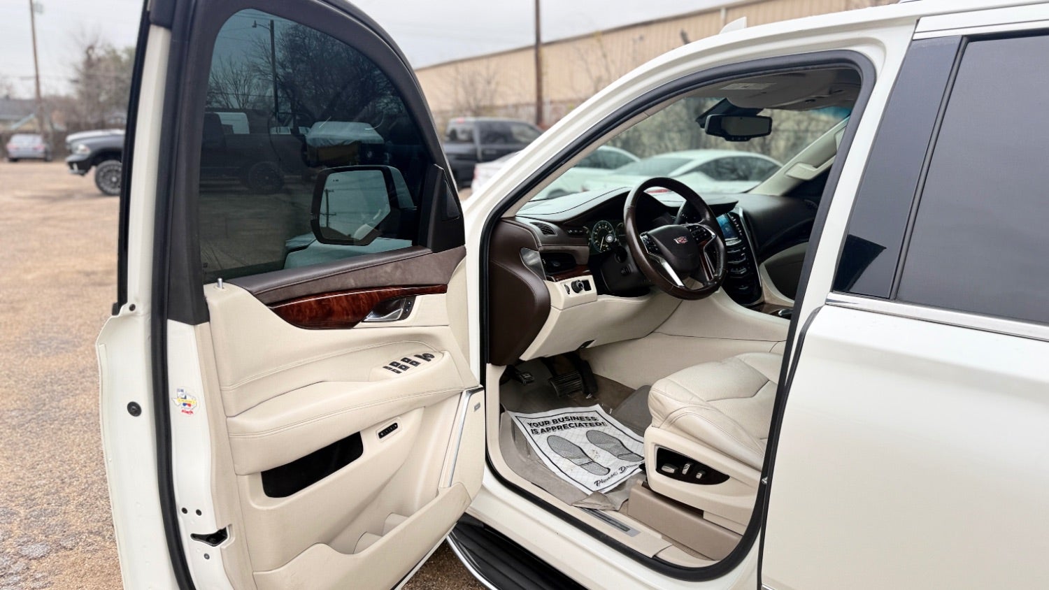 2015 Cadillac Escalade Luxury