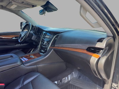2017 Cadillac Escalade Luxury
