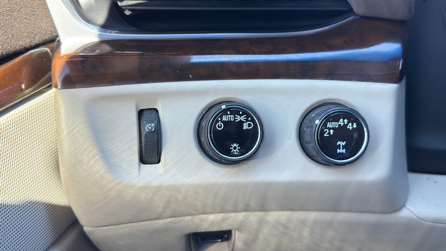 2017 Cadillac Escalade Premium Luxury