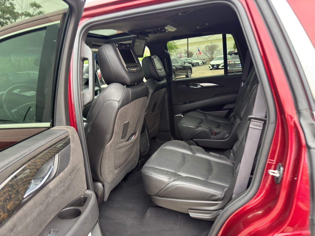 2016 Cadillac Escalade Platinum