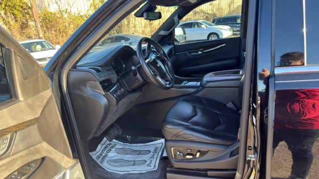 2017 Cadillac Escalade Platinum