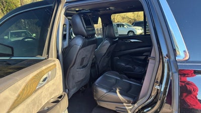 2017 Cadillac Escalade Platinum