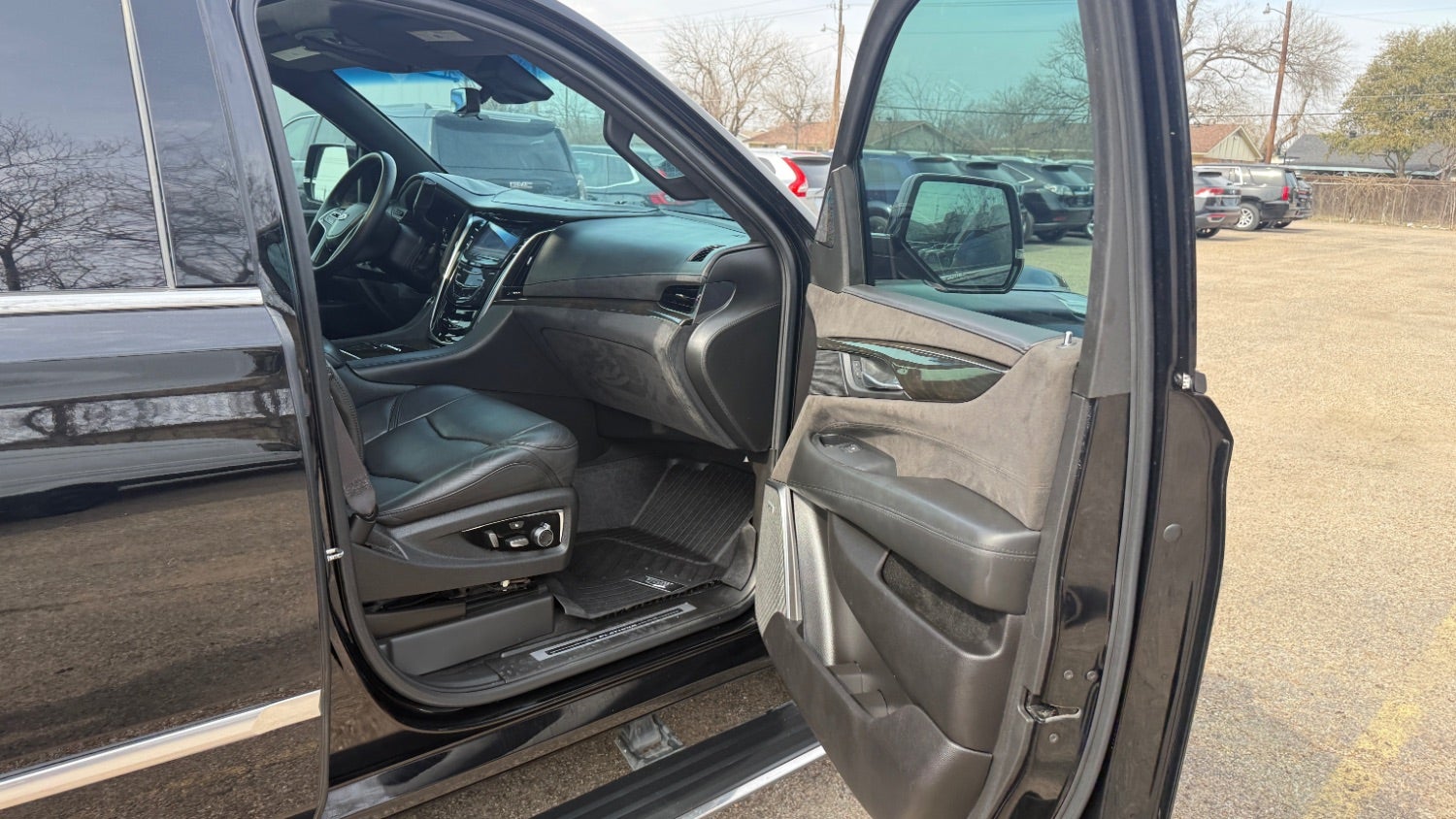 2017 Cadillac Escalade Platinum